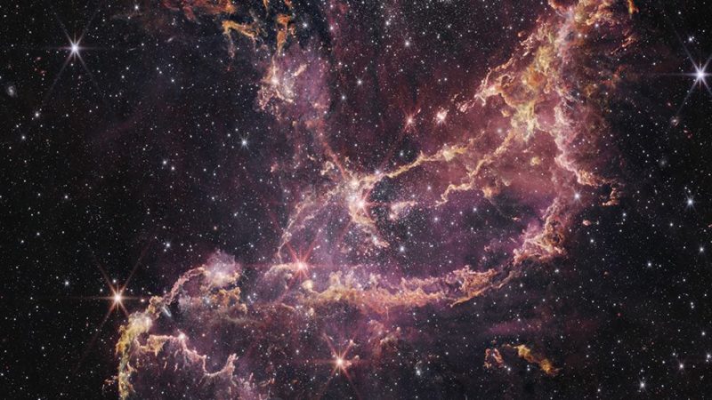 James Webb telescope traces arcs of dusty star formation – BBC