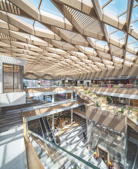 Liugong Hui Mall / CCTN Design + BEIJING SHOUGANG INTERNATIONAL ENGINEERING TECHNOLOGY - Interior Photography, Beam, Steel